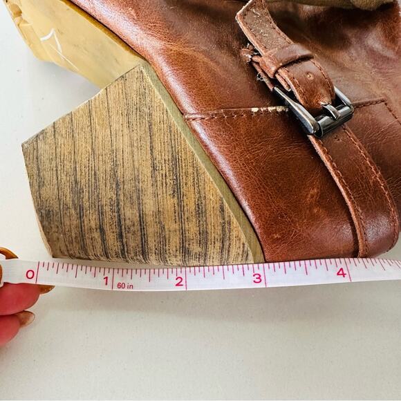 ANTHROPOLOGIE Brown Tan Lace Up Combat Booties Ankle Boot Buckle Zipper Heels 9 - Picture 6 of 16